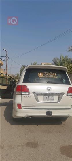 تويوتا لاندكروزر